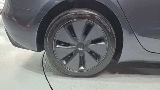 Tesla 3 RWD 2026 5