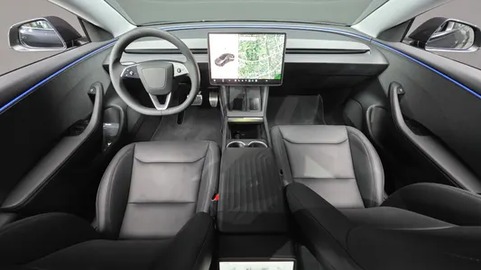Tesla 3 RWD 2026 7