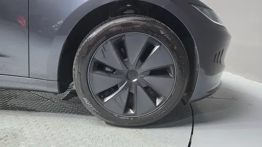 Tesla 3 RWD 2026 21