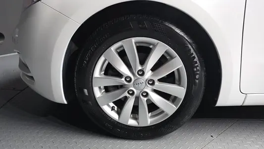 Kia K3 2014 5