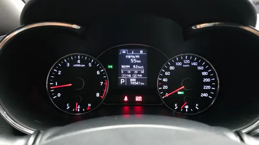 Kia K3 2014 8