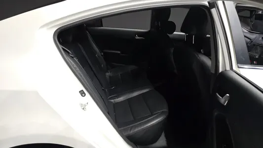 Kia K3 2014 12