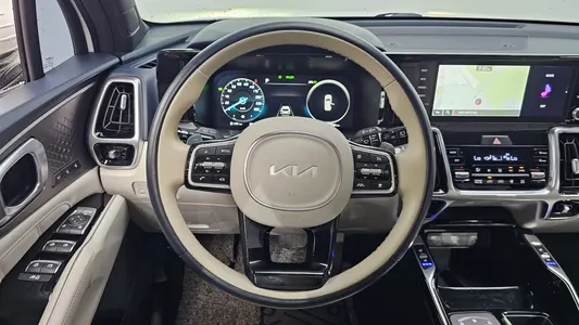 Kia 4 HEV 1.6 2WD 2022 13