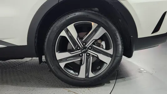 Kia 4 HEV 1.6 2WD 2022 21
