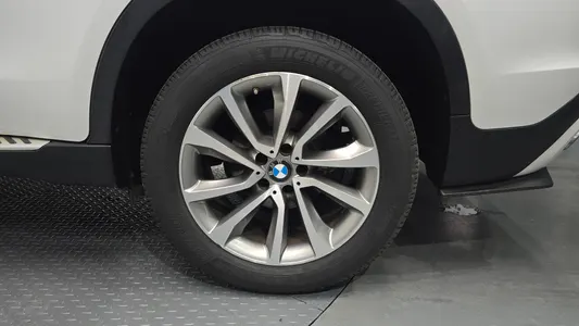 BMW X6 (F16) xDrive 30d 2017 32