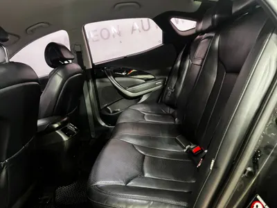 Hyundai Grandeur HG HG240 2016 8