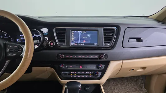 Kia 카니발 9 2018 14