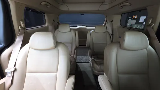 Kia 카니발 9 2018 17