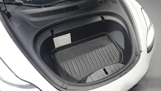 Tesla 3 AWD 2020 6