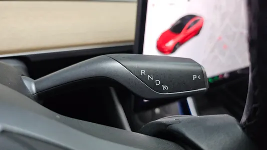 Tesla 3 AWD 2020 9