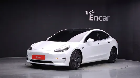 Tesla 3 AWD 2020