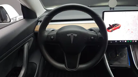 Tesla 3 AWD 2020 12