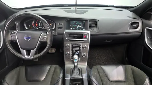 Volvo S60 2017 7