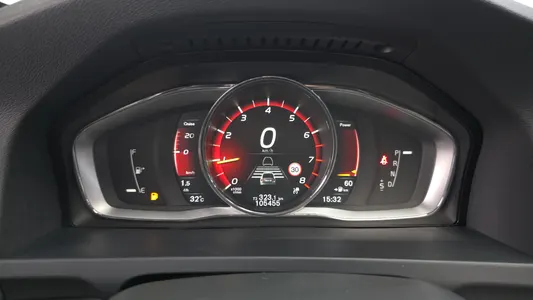 Volvo S60 2017 8
