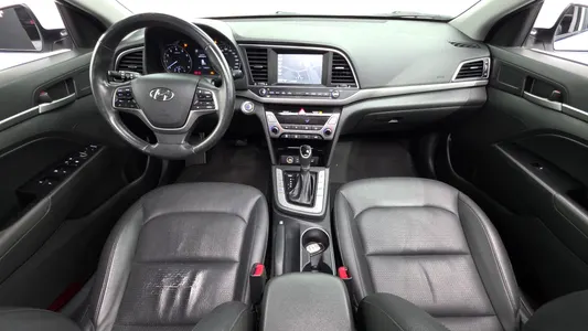 Hyundai AD 1.6 GDI 2016 7