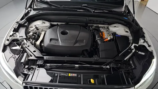 Volvo XC60 2 T8 2024 6