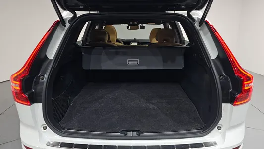 Volvo XC60 2 T8 2024 20