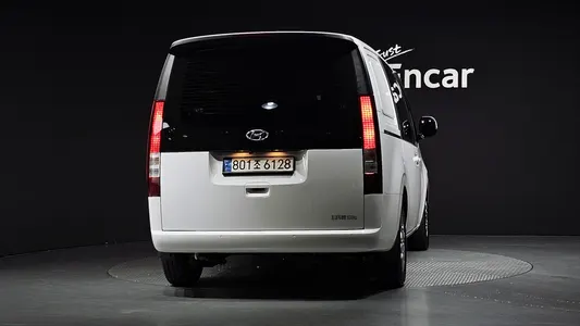 Hyundai Staria 5 2021 4