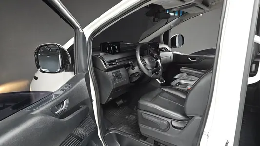 Hyundai Staria 5 2021 10