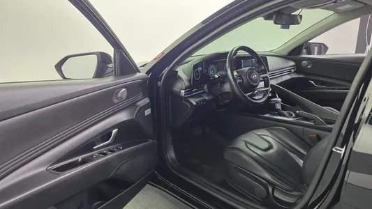 Hyundai (CN7) 1.6 2020 10
