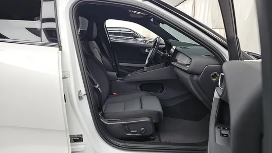 Polestar 2 2022 11