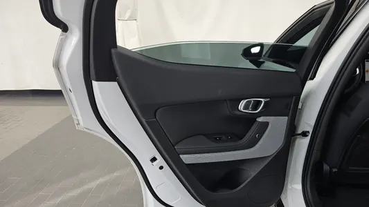 Polestar 2 2022 25