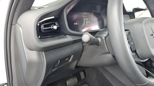 Polestar 2 2022 27