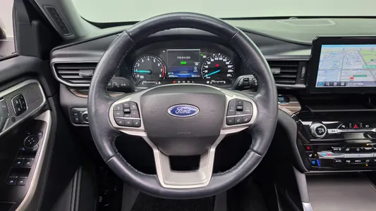 Ford 6 3.3 2022 13