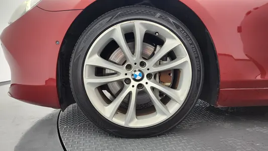 BMW 6 Series (F12) 650i 2011 5