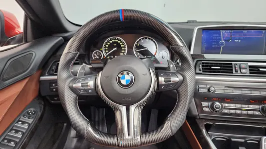 BMW 6 Series (F12) 650i 2011 13