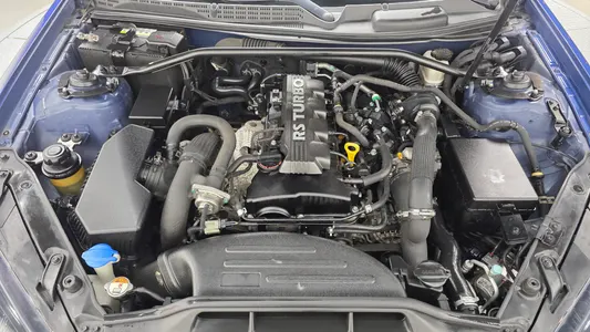 Hyundai Coupe 200 S 2015 6