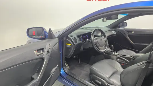 Hyundai Coupe 200 S 2015 10