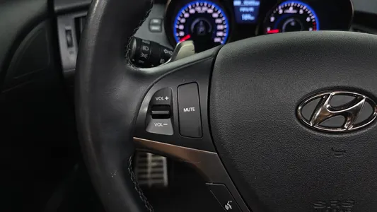 Hyundai Coupe 200 S 2015 17