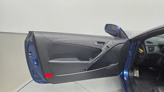 Hyundai Coupe 200 S 2015 24
