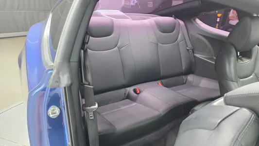 Hyundai Coupe 200 S 2015 26