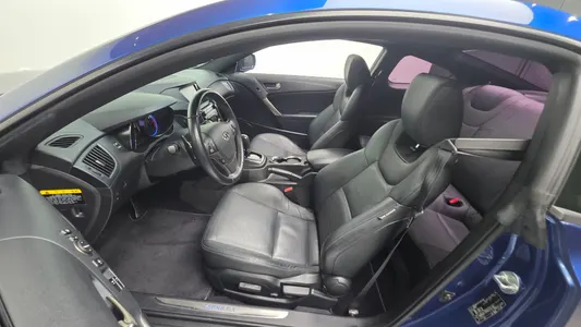 Hyundai Coupe 200 S 2015 27