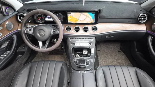 Mercedes-Benz E-Class W213 E220d 4MATIC 2017 7