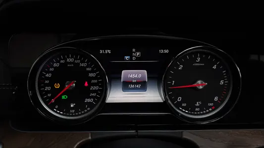 Mercedes-Benz E-Class W213 E220d 4MATIC 2017 8