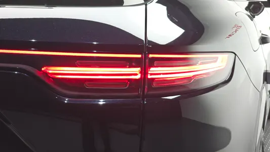 Porsche (PO536) 3.0 2019 23