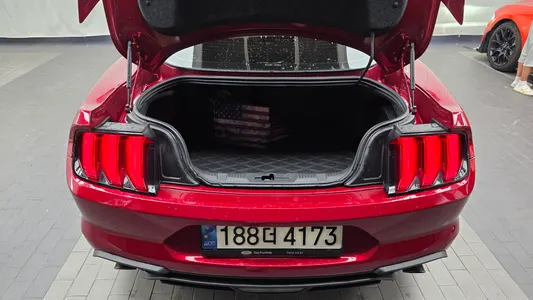 Ford 머스탱 2022 20