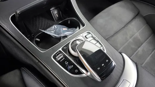 Mercedes-Benz C-Class W205 C200 2021 18