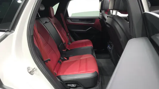Porsche (PO536) 3.0 2024 12