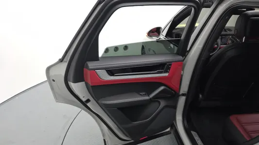 Porsche (PO536) 3.0 2024 26