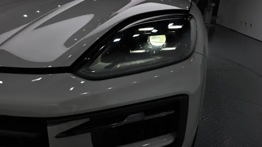Porsche (PO536) 3.0 2024 23