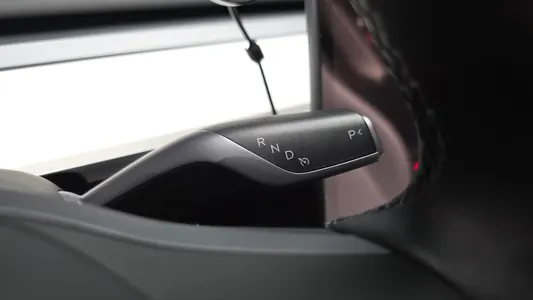 Tesla Y RWD 2023 9