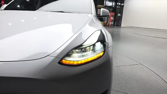 Tesla Y RWD 2023 22