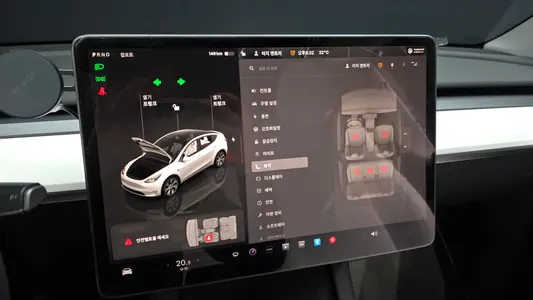 Tesla Y RWD 2023 30