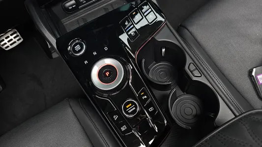 Kia 5 4WD 2023 9