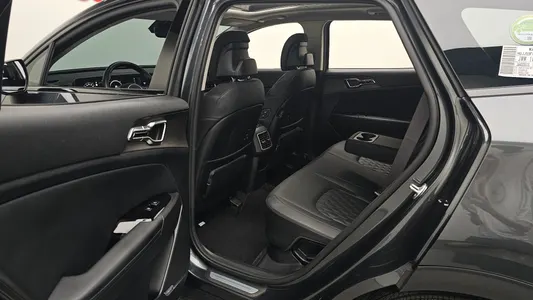 Kia 5 4WD 2023 27