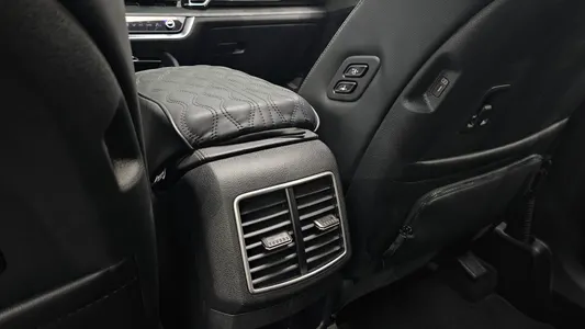 Kia 5 4WD 2023 35